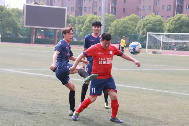 罗马诺：拉莫斯想回伯纳乌 因为他热爱皇马！