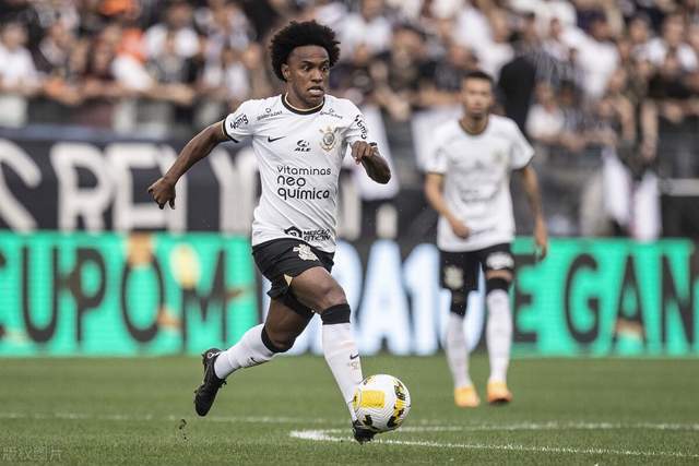 英超-B费世界波霍伊伦破门 曼联2-3诺丁汉森林